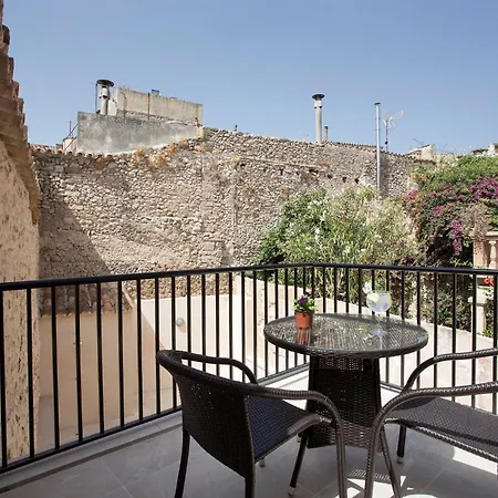 Вилла Mesmerizing Mallorca 4 Bedrooms Feelings Польенса