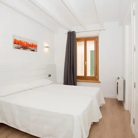 Mesmerizing Mallorca 4 Bedrooms Feelings